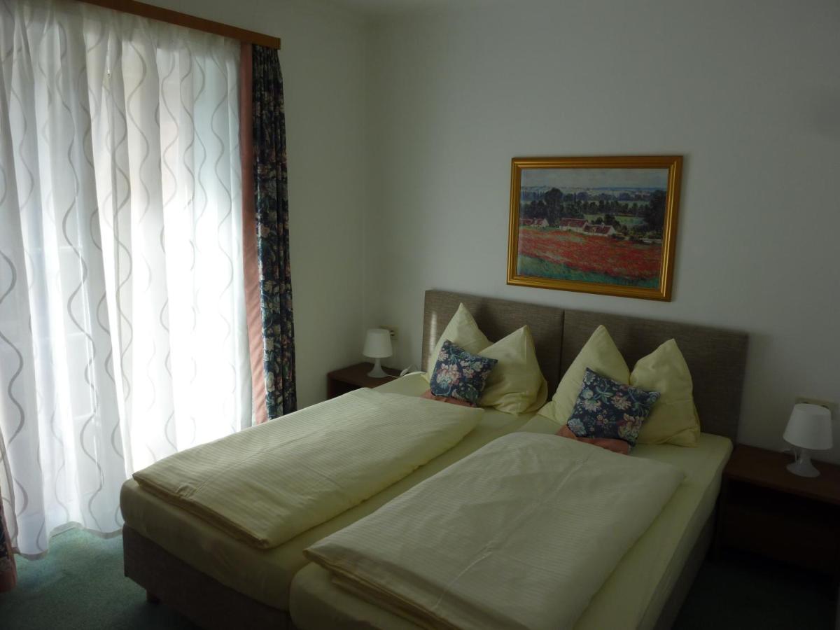 Alpina Appartements 말니츠 외부 사진