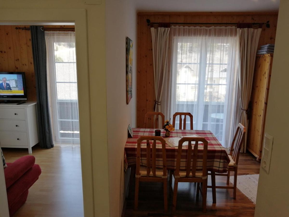 Alpina Appartements 말니츠 외부 사진