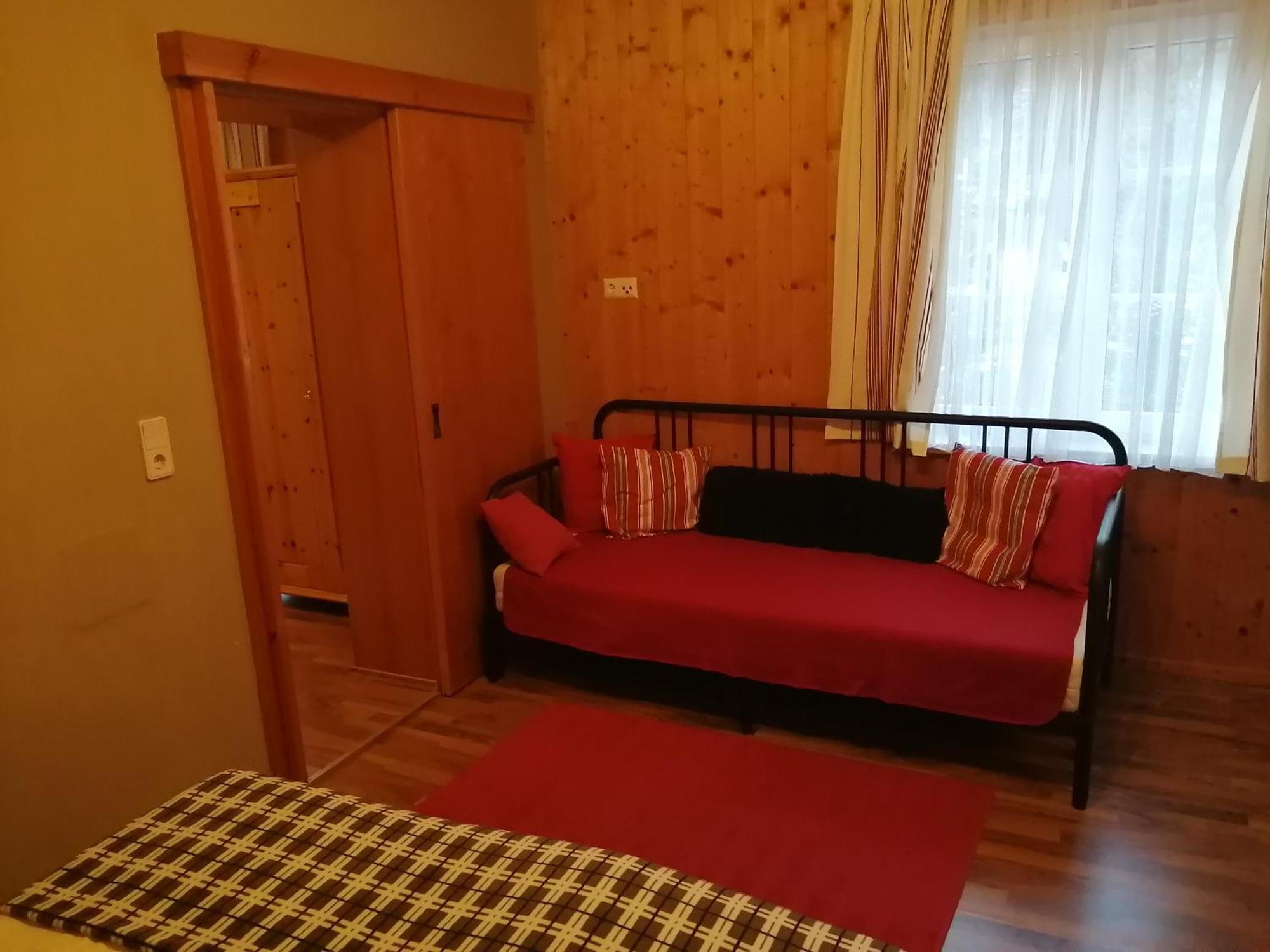 Alpina Appartements 말니츠 외부 사진