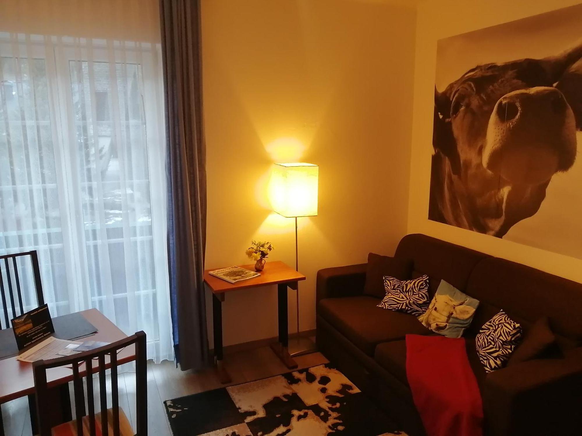 Alpina Appartements 말니츠 외부 사진